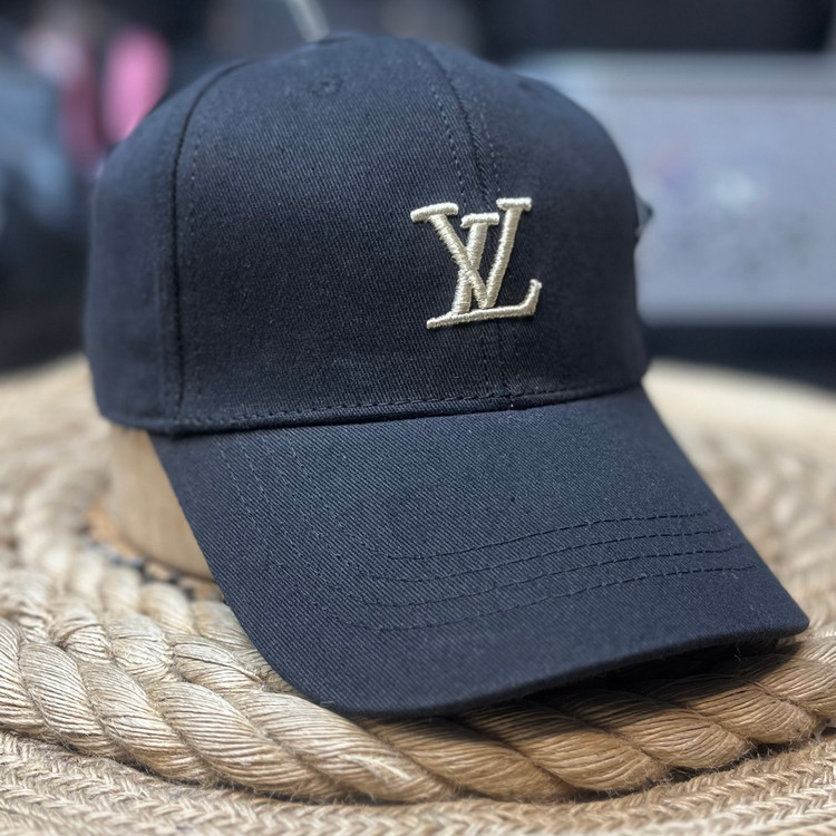 کلاه نقابدار بیسبالی LV