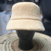 کلاه باکت تدی
